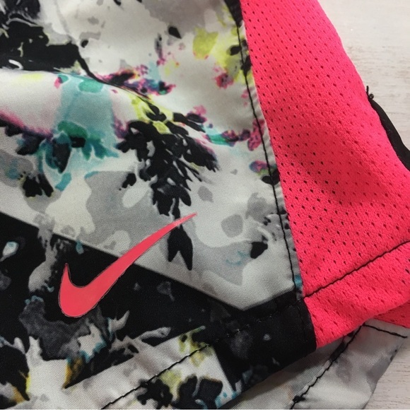 Nike Girls Athletic Shorts Multicolored Floral Size 6 - Picture 2 of 4